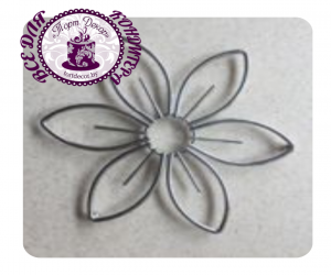 Подставка под горячее цветок металл 25см